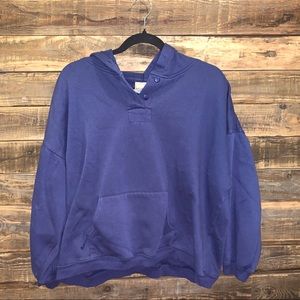 Large Blue sweatshirt